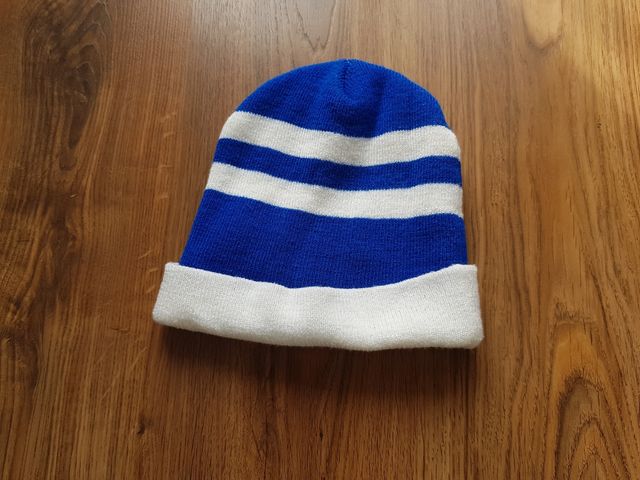 Bufanda y gorro deportivo de la coruña.