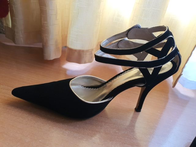 zapatos de piel ,solo una puesta