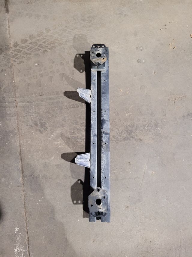 Barra antiempotramiento Toyota KDJ 120/125