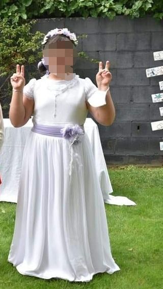 Vestido de primera comunión talla 14\\/16 de segunda mano por 110 EUR en  Esplugues de Llobregat en WALLAPOP