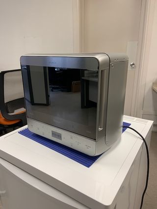 Microondas Whirlpool MAX 38\\/IX INOX de segunda mano por 97,71 EUR en Sant  Cugat del Vallès en WALLAPOP