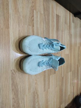 Nike vapormax niña 37\\'5 en buen estado de segunda mano en El Prat de  Llobregat en WALLAPOP