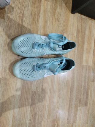 Nike vapormax niña 37\\'5 en buen estado de segunda mano en El Prat de  Llobregat en WALLAPOP