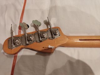 Bajo Fender de segunda mano en Elche en WALLAPOP