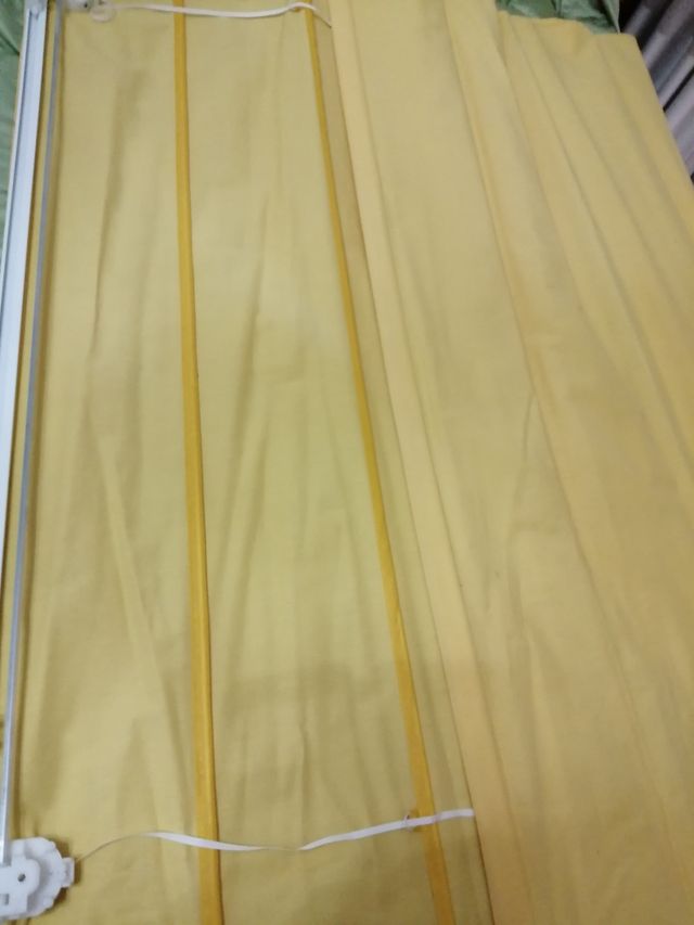 Estor Amarillo 165 alto x 124 ancho