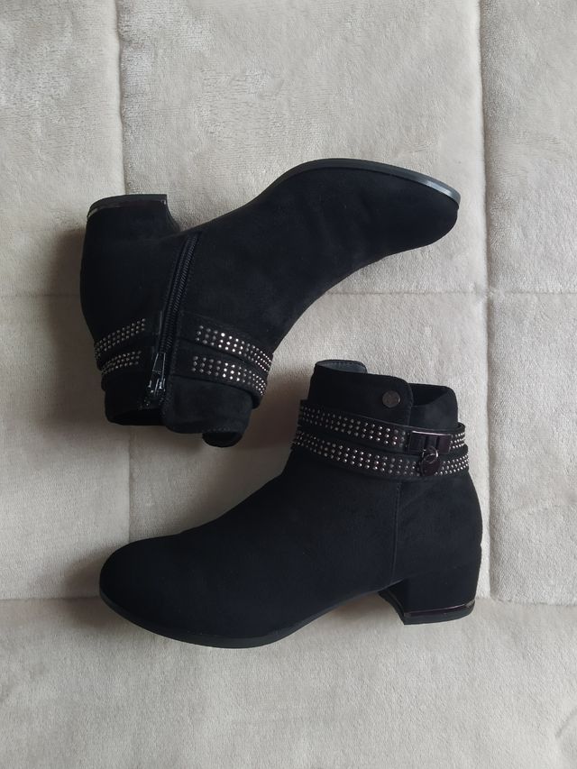 Botines M**darina (nuevos)
