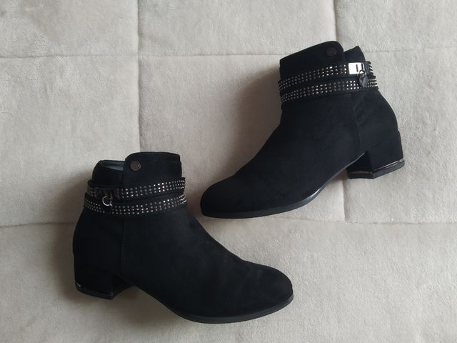 Botines M**darina (nuevos)