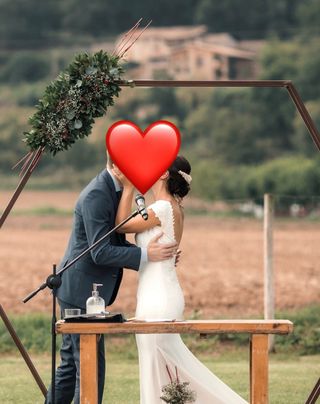 Vestido novia Anitra Pronovias de segunda mano por 999 EUR en Barcelona en  WALLAPOP