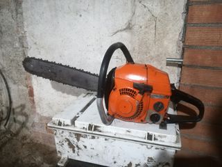 Motosierra husbarna 65 de segunda mano por 120 EUR en Paradela de Lugo en  WALLAPOP