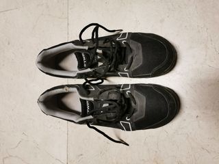 Zapatillas mtb para pedales automáticos Decathlon de segunda mano por 1 EUR  en Madrid en WALLAPOP