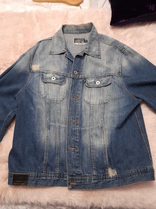 Chaqueta vaquera jeans liberto de segunda mano por 22 EUR en Jaén en  WALLAPOP