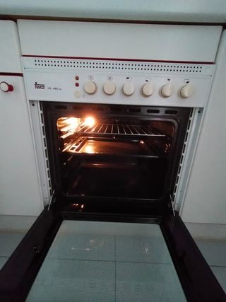 Horno cocina Teka de segunda mano por 50 EUR en Fuenlabrada en WALLAPOP