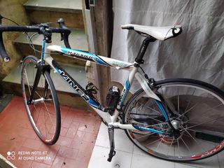 Bici da corsa seconda mano per 500 EUR su Vado su WALLAPOP