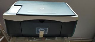 Impresora multifunción HP Deskjet F2180 de segunda mano por 35 EUR en Los  Barreros en WALLAPOP
