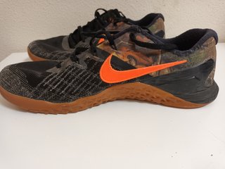 Zapatillas Nike Metcon 5 edición especial talla 43 de segunda mano por 40  EUR en Puente Tocinos en WALLAPOP