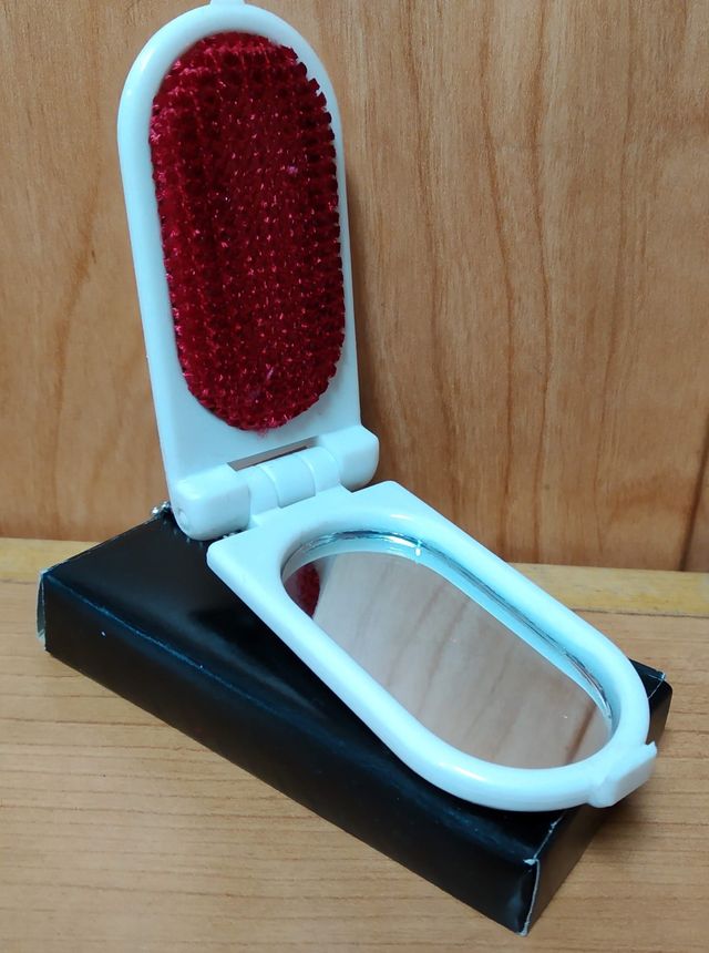 Lotes 10 llaveros con espejo cepillo quita pelusas