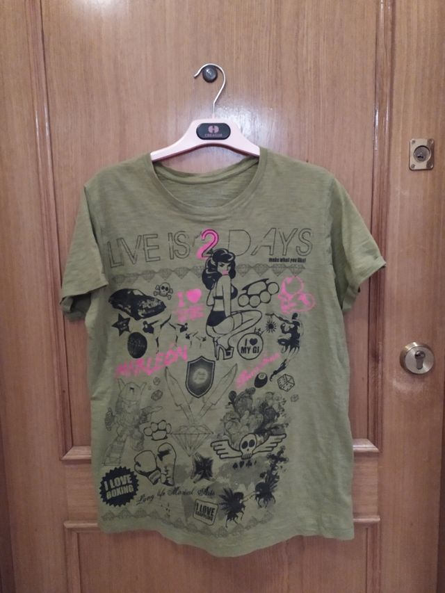 camiseta de marca nueva de chico talla S