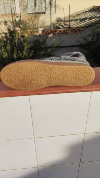 Botas pelo Marypaz de segunda mano por 15 EUR en Alcantarilla en WALLAPOP