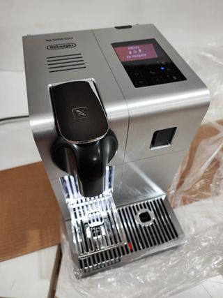 Lattissima Pro EN 750.MB