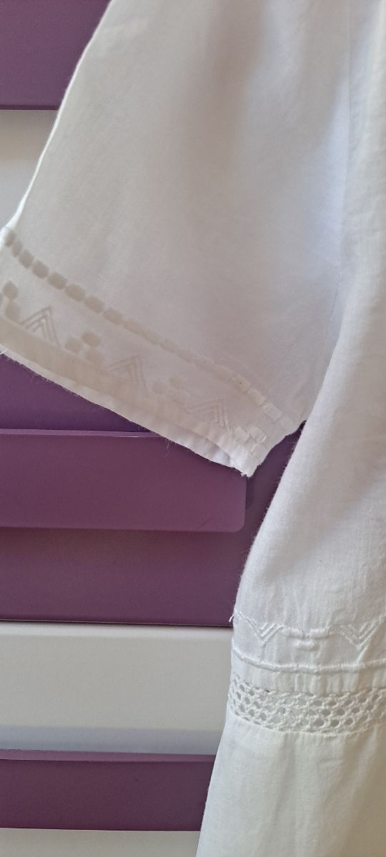 Vendo Camiseta bordada