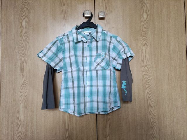 Camisa de niño nueva, 5 años