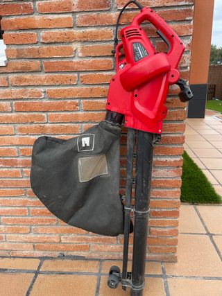 ASPIRADOR y SOPLADOR DE HOJAS INALÁMBRICO GE-CL 36/230 LI E-SOLO EINHELL |  Herramientas JBorgna