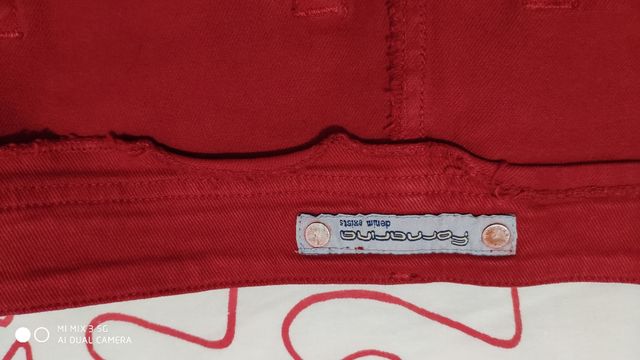 Falda semi larga con fuelle roja vaquero Fornarina