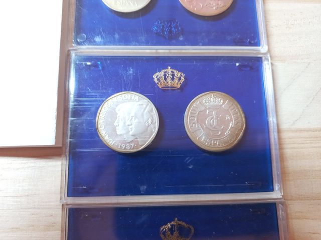 Estuche "Así nace una moneda"