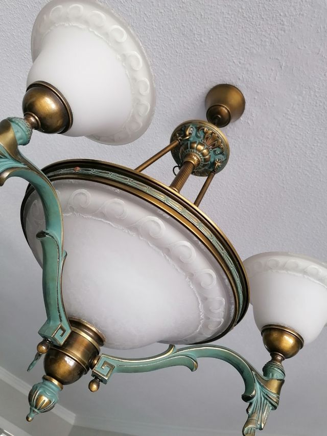 Lampara de salon contemporanea