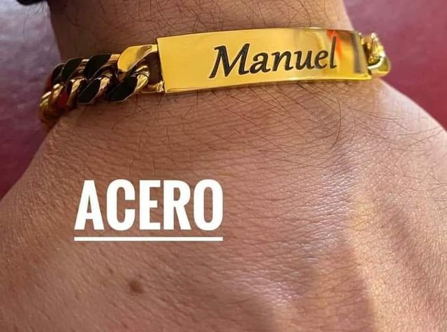 esclava acero bañada oro grabado