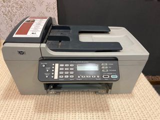 Impresora Hp officejet 5610 de segunda mano por 15 EUR en Portugalete en  WALLAPOP