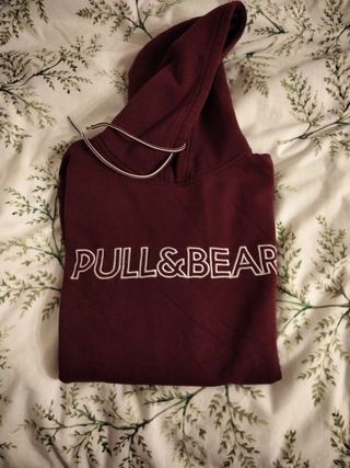 Sudadera Pull \u0026amp; Bear de segunda mano por 10 EUR en Madrid en WALLAPOP