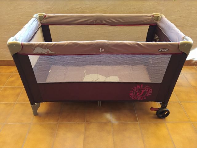 cuna de viaje y colchón plegable 