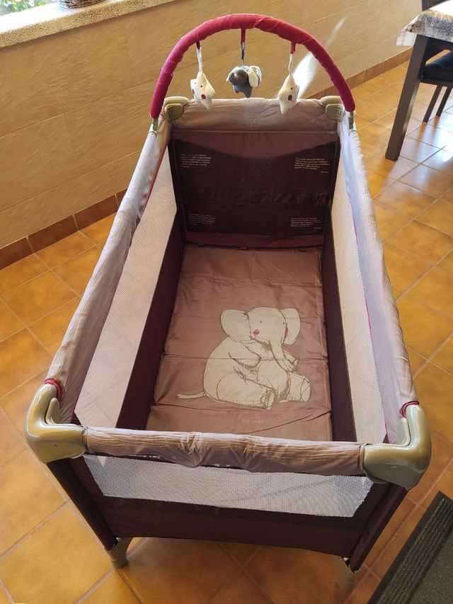 cuna de viaje y colchón plegable 
