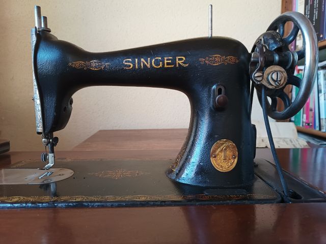 Máquina de coser SINGER