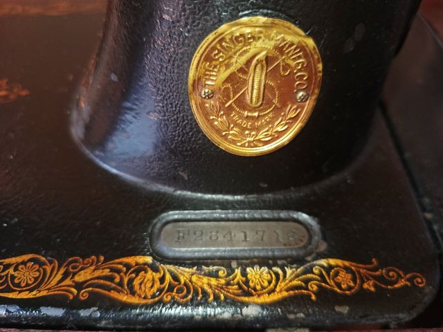 Máquina de coser SINGER