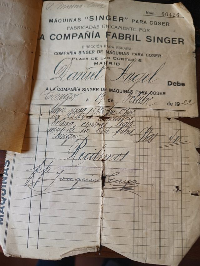 Máquina de coser SINGER