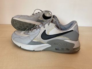 Zapatillas Nike segunda mano en Castellar del Vallès en WALLAPOP