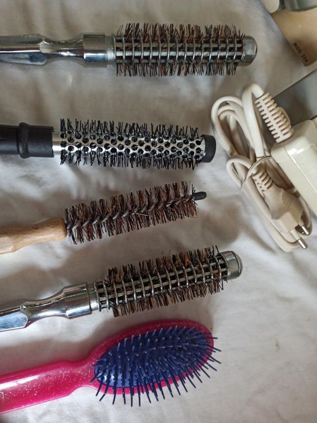 SECADOR VIAJE Y CEPILLOS