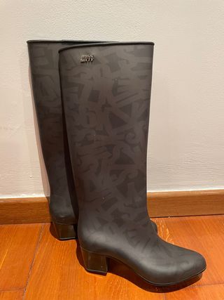Botas de agua Miss Sixty de segunda mano por 45 EUR en Barcelona en WALLAPOP