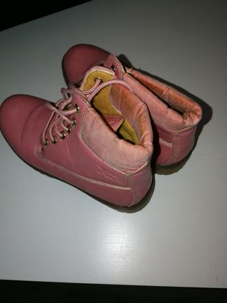 Botines tipo Panamá Jack de segunda mano por 13 EUR en Barcelona en WALLAPOP