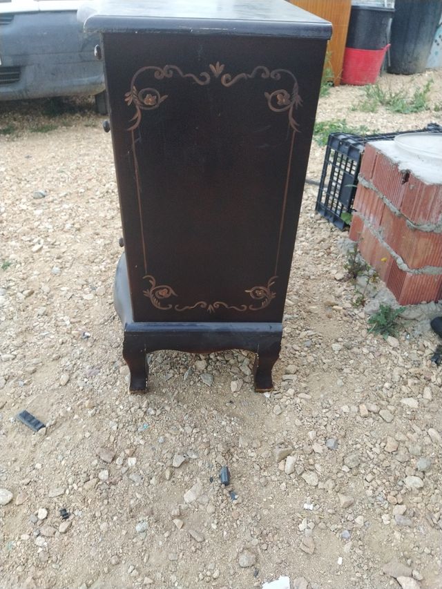 mesita cajones antigua madera buena vintaje