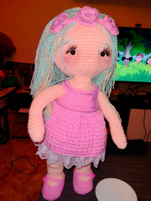 Muñeca articulada artesanal