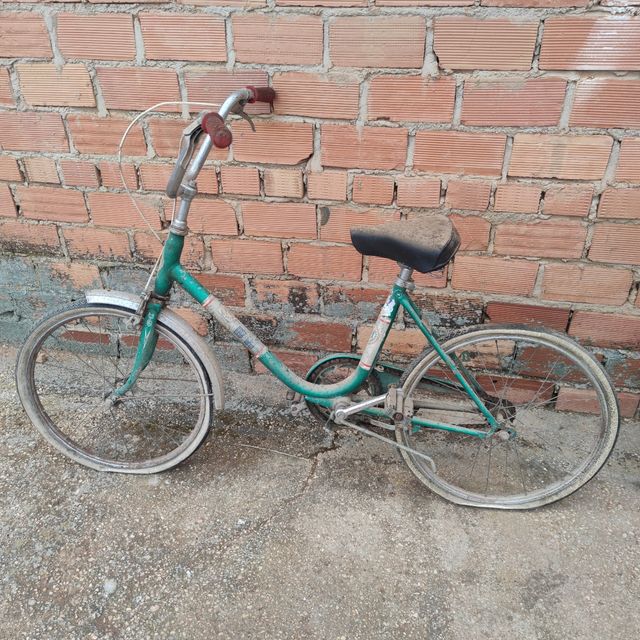 Antigua bicicleta BH