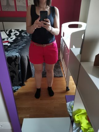 Bermudas fórmula joven de segunda mano por 5 EUR en Arroyo de la Encomienda  en WALLAPOP