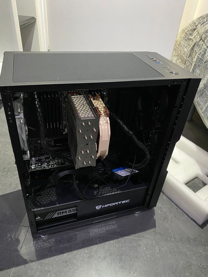 PC - AMD Threadripper 3970x, 256GB RAM, 4TB NVMe afbeelding 4