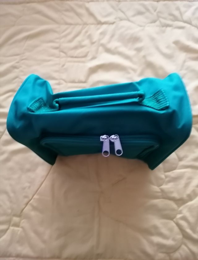 Neceser /bolsa de aseo color turquesa