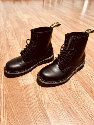 Derbis Dr. martens Negro talla 40 EU de en Cuero - 22425685