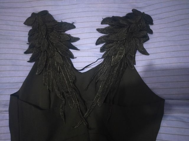 Vestido negro corto tirantes