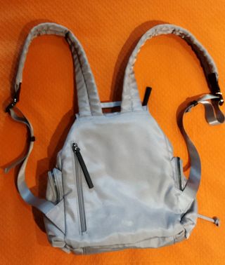 Dos mochilas de Misako y Parfois de segunda mano por 35 EUR en Valencia en  WALLAPOP